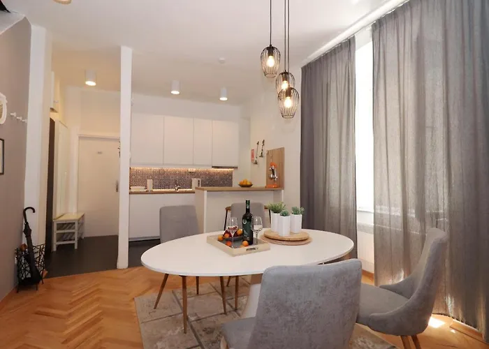 Apartman Cicibela - *